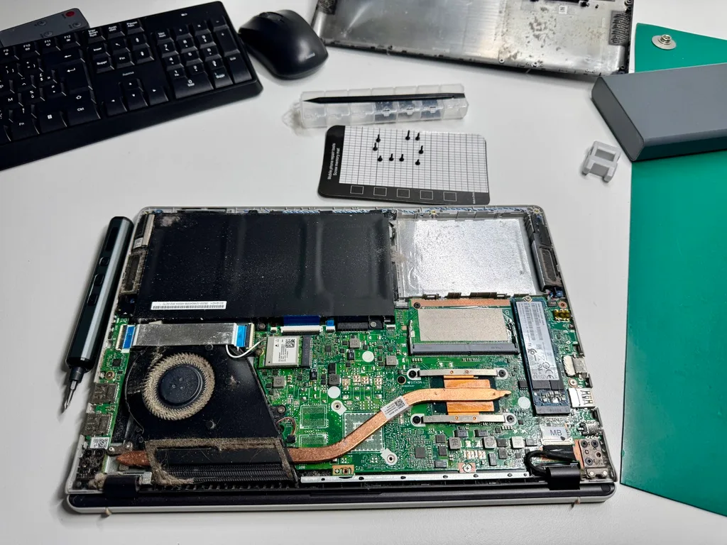 poussiere ventilateur PC portable