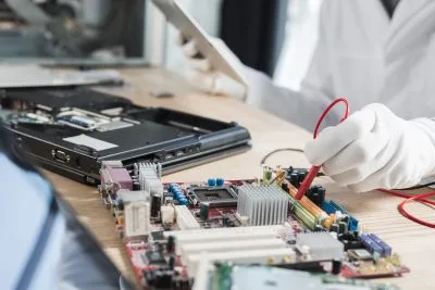 Diagnostic d’une carte mère au multimètre