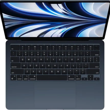 MacBook Air 13 pouces M2 reconditionné coloris minuit, ouvert vu de dessus