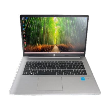 HP 470 G8 reconditionné, PC portable 17,3 pouces Full HD argent vu de face